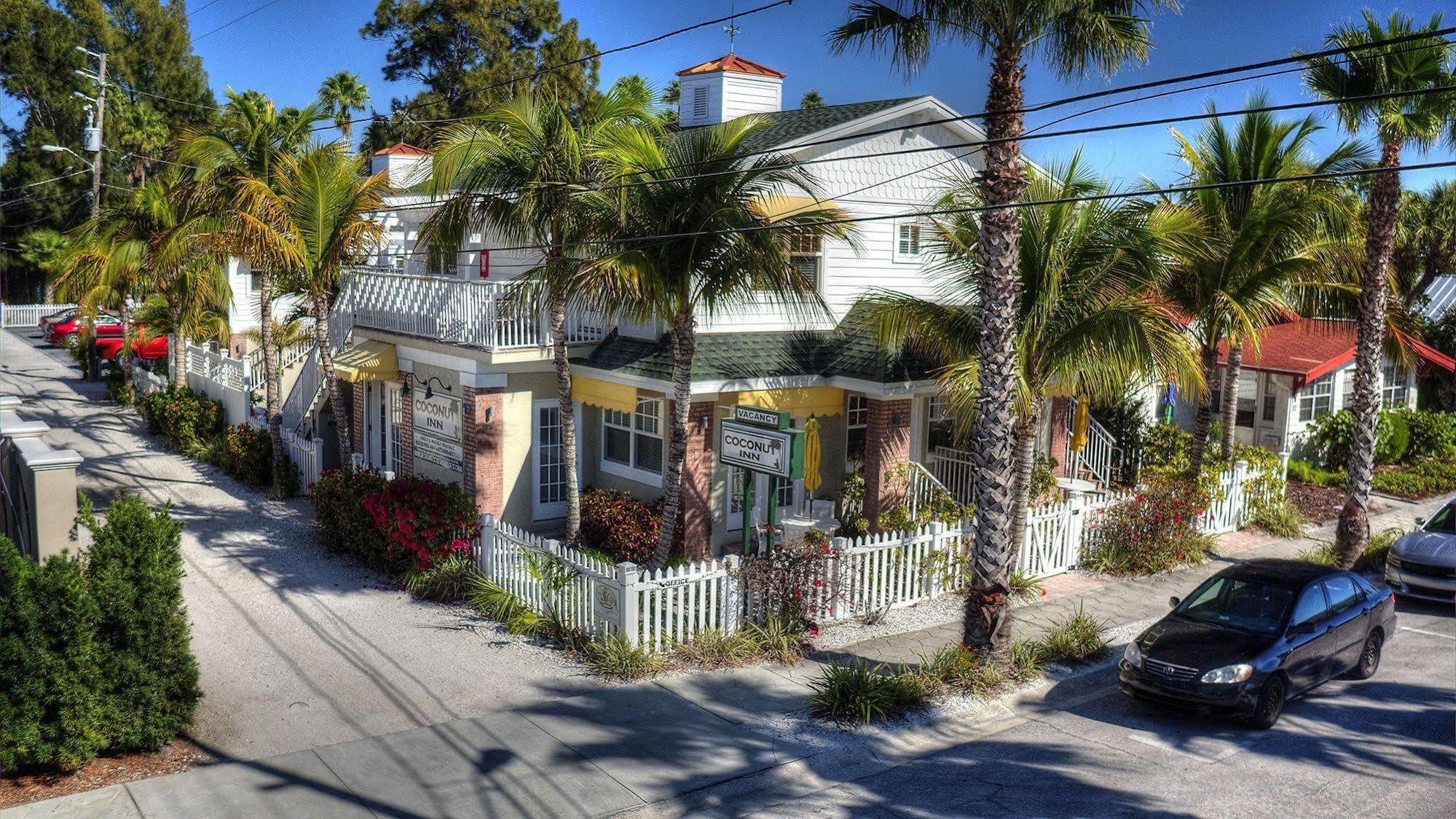 Coconut Inn Pass-A-Grille Beach เซนต์พีทบีช ภายนอก รูปภาพ
