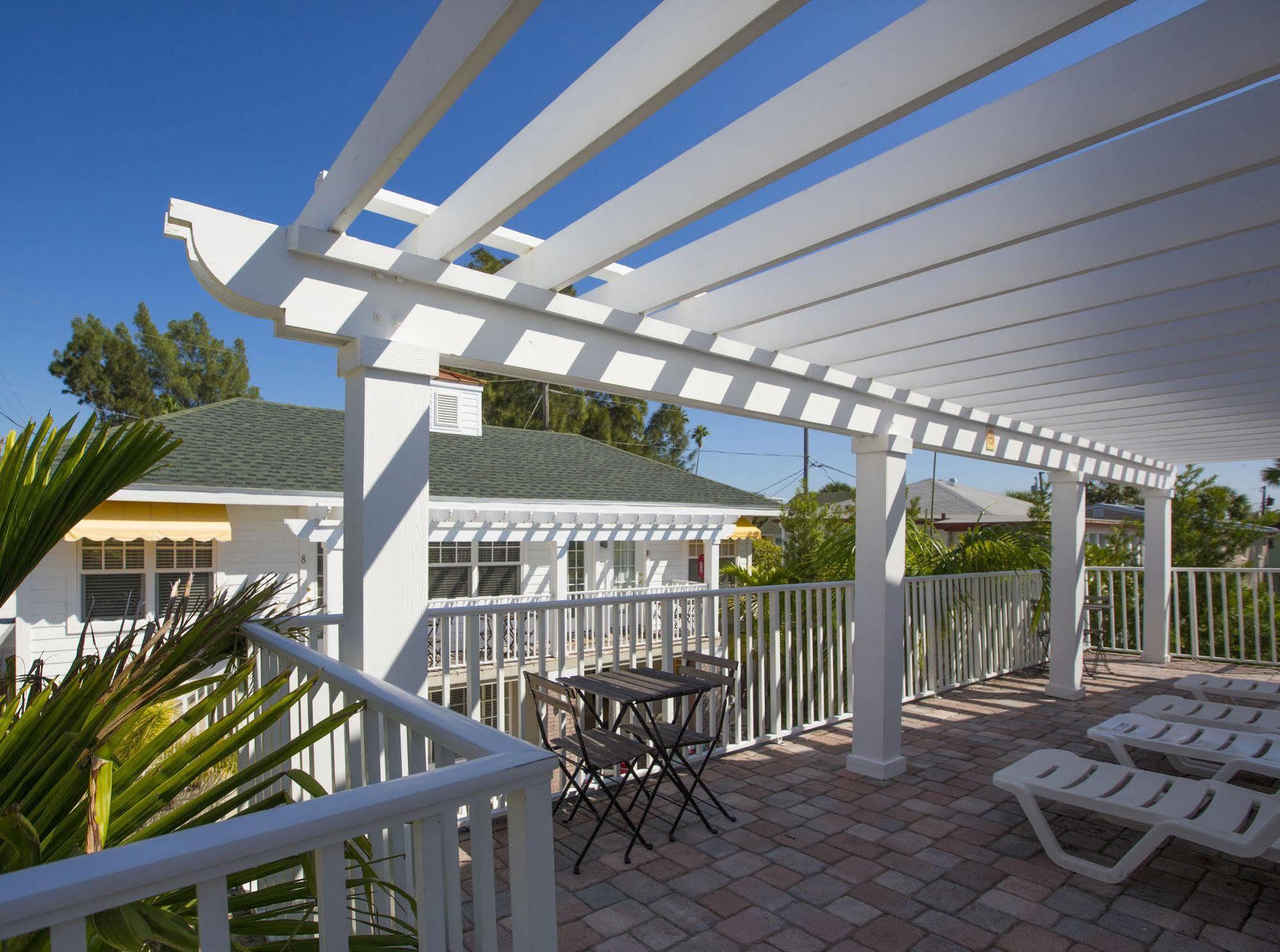 Coconut Inn Pass-A-Grille Beach เซนต์พีทบีช ภายนอก รูปภาพ